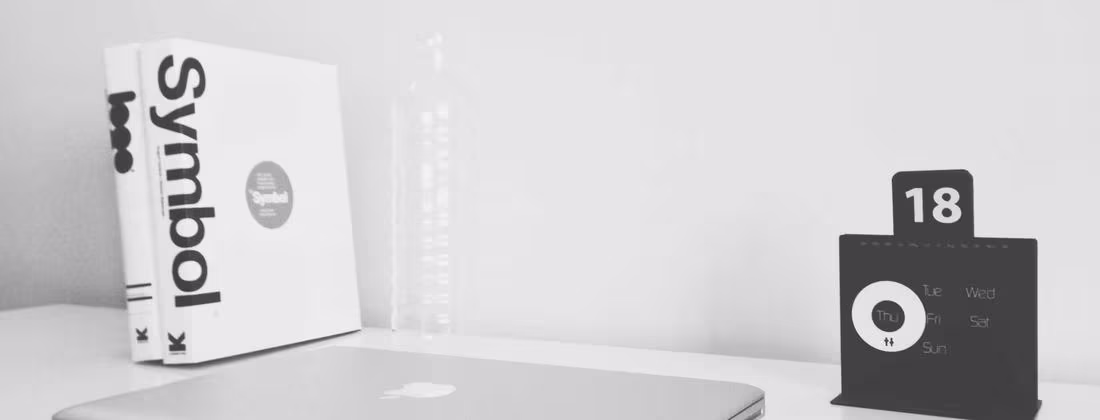 Mochila de fotografía organizada con equipo completo para viaje a México